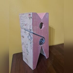 CHUNKY WOOD CLOTHESPIN